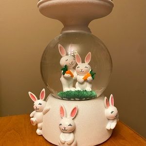 NEW Bath and Body Works Easter Snow Globe 3-Wick Candle Holder